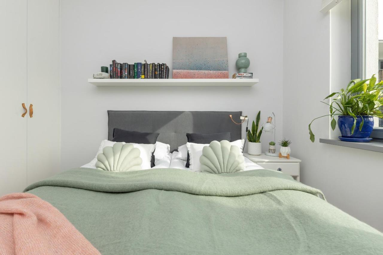 Cozy Apartment Gieysztora Wilanow By Noclegi Renters วอร์ซอ ภายนอก รูปภาพ